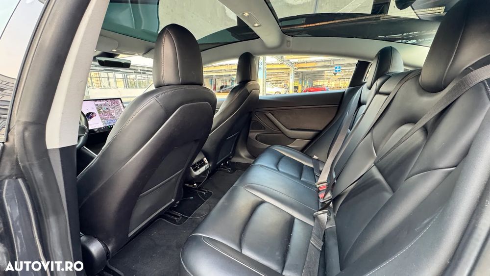 Tesla Model 3 AWD Dual Motor - 29