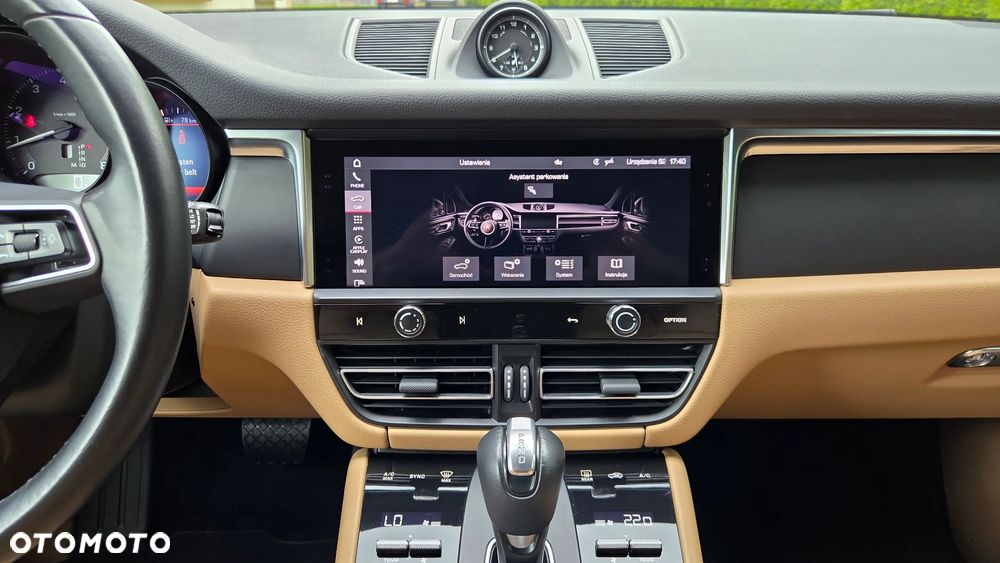 Porsche Macan Standard - 18