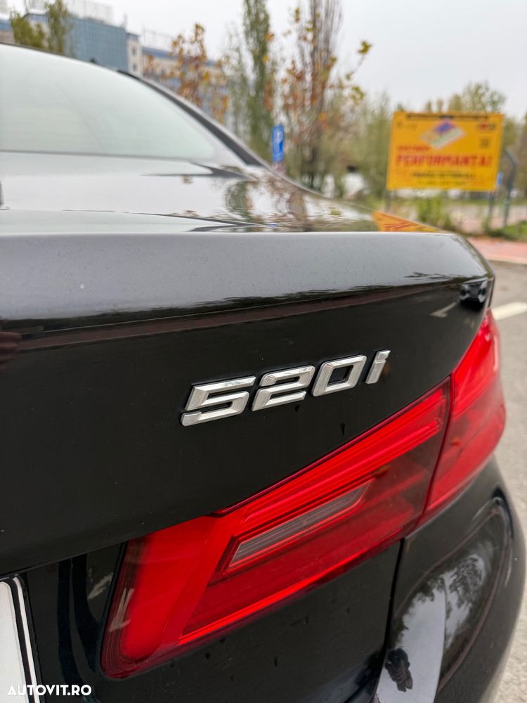 BMW Seria 5 520i AT - 5