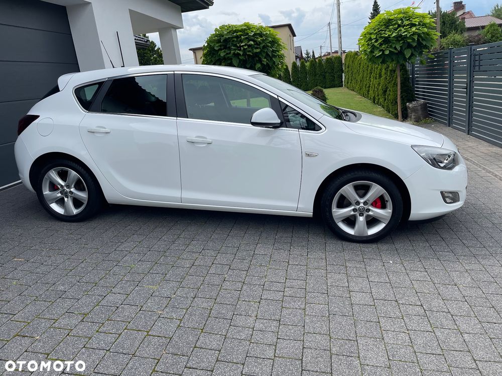 Opel Astra 1.4 Turbo Sport - 29