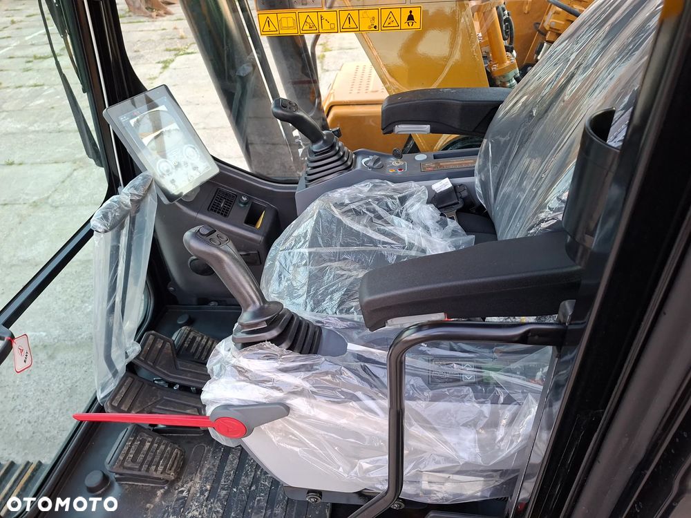 Volvo EC 220 DL LONG REACH - 2