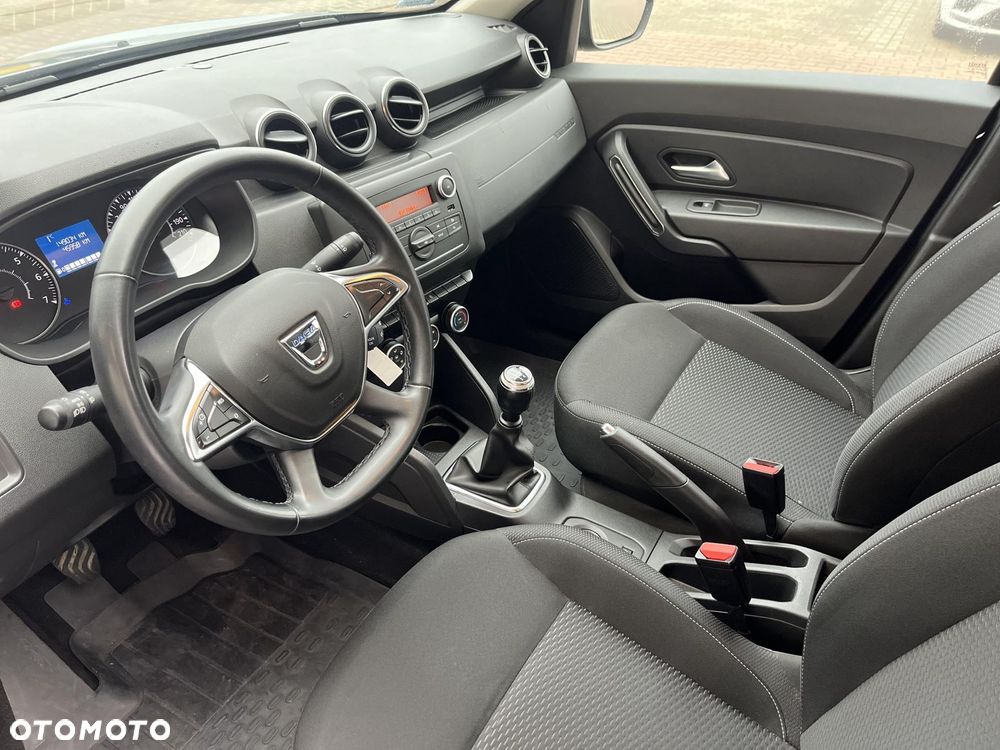 Dacia Duster 1.6 SCe Essential - 9