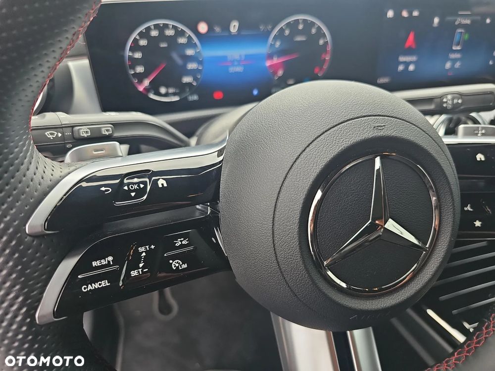 Mercedes-Benz CLA 200 AMG Line 7G-DCT - 21