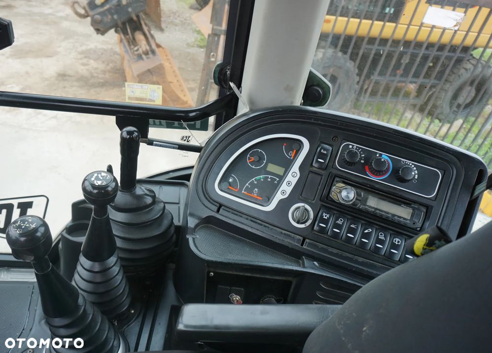 JCB 3 CX - 9
