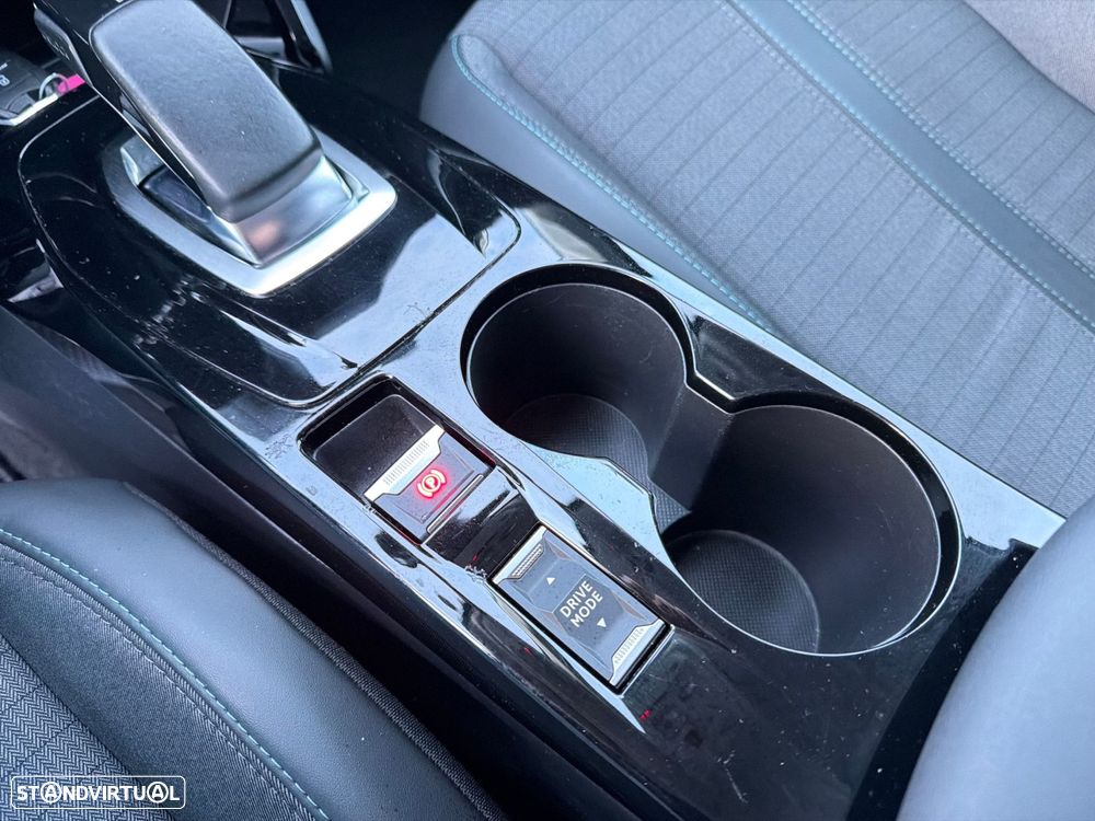 Peugeot e-208 50 kWh Allure Pack - 11