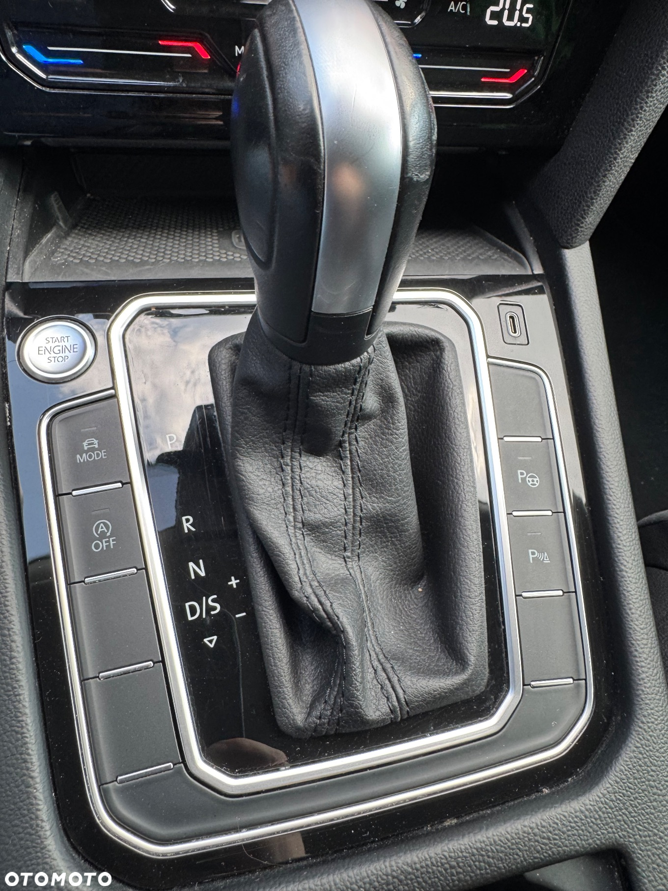 Volkswagen Passat 2.0 TDI EVO Elegance DSG - 39
