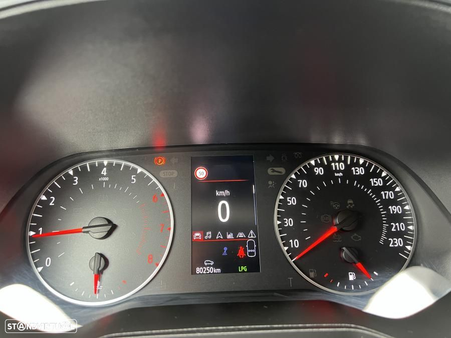Renault Clio 1.0 TCe Limited Bi-Fuel - 28