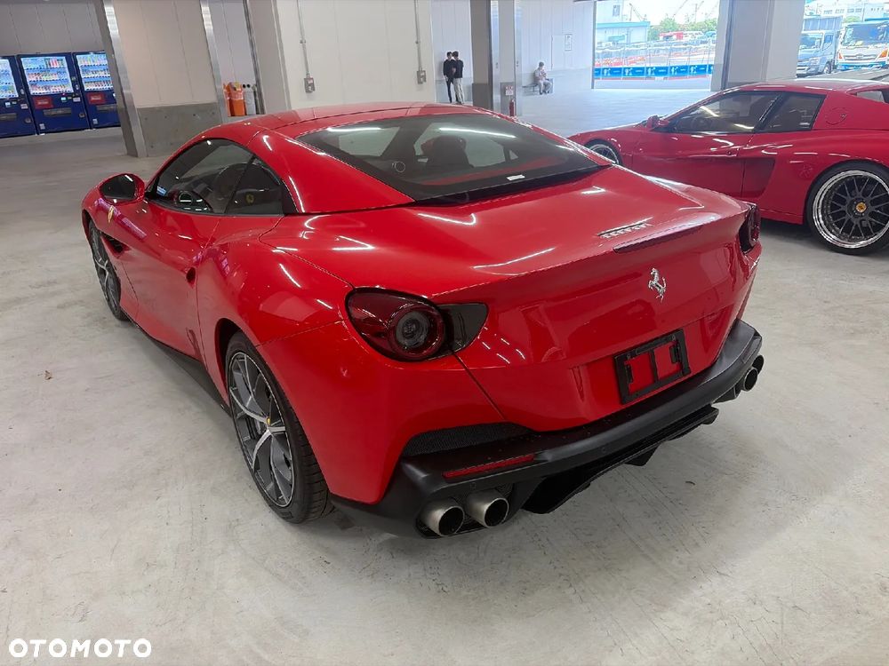 Ferrari Portofino - 4