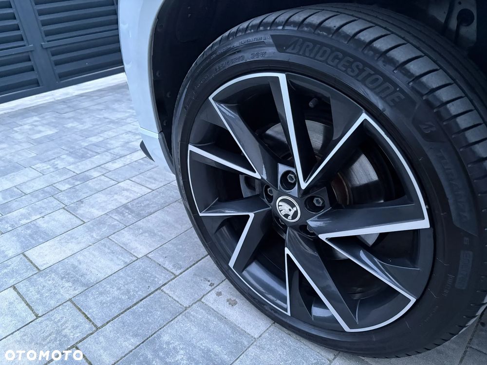 Skoda Karoq 2.0 TDI SCR 4x4 Sportline DSG - 8