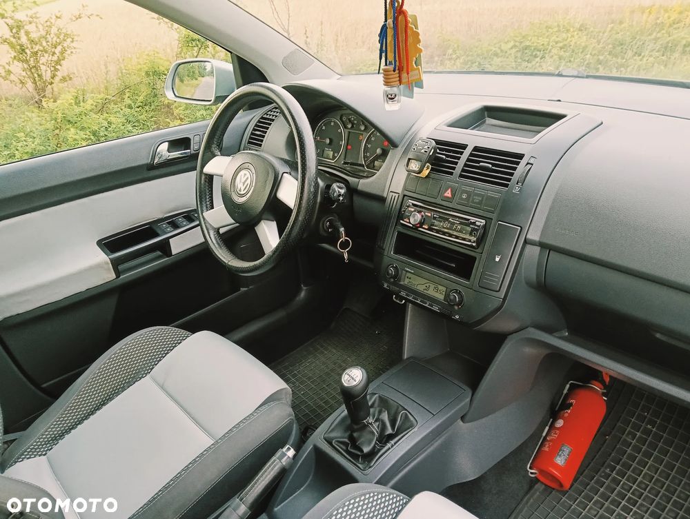 Volkswagen Polo 1.4 TDI Goal - 11