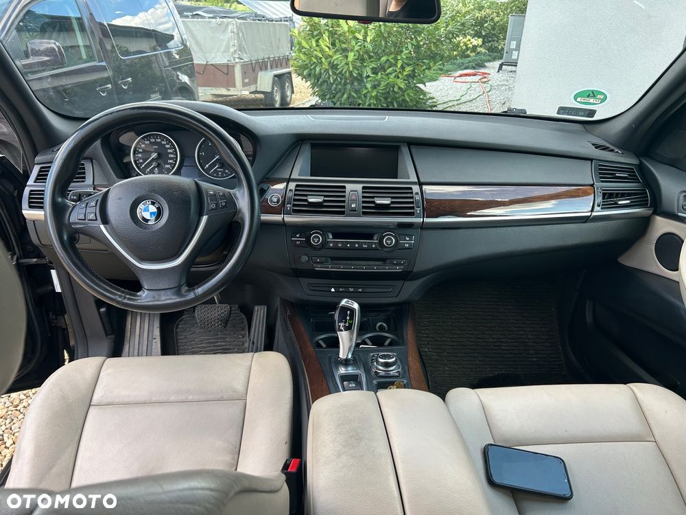 BMW X5 - 11