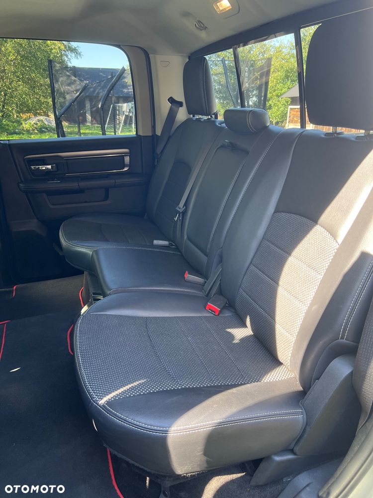 RAM 1500 Crew Cab Sport - 17