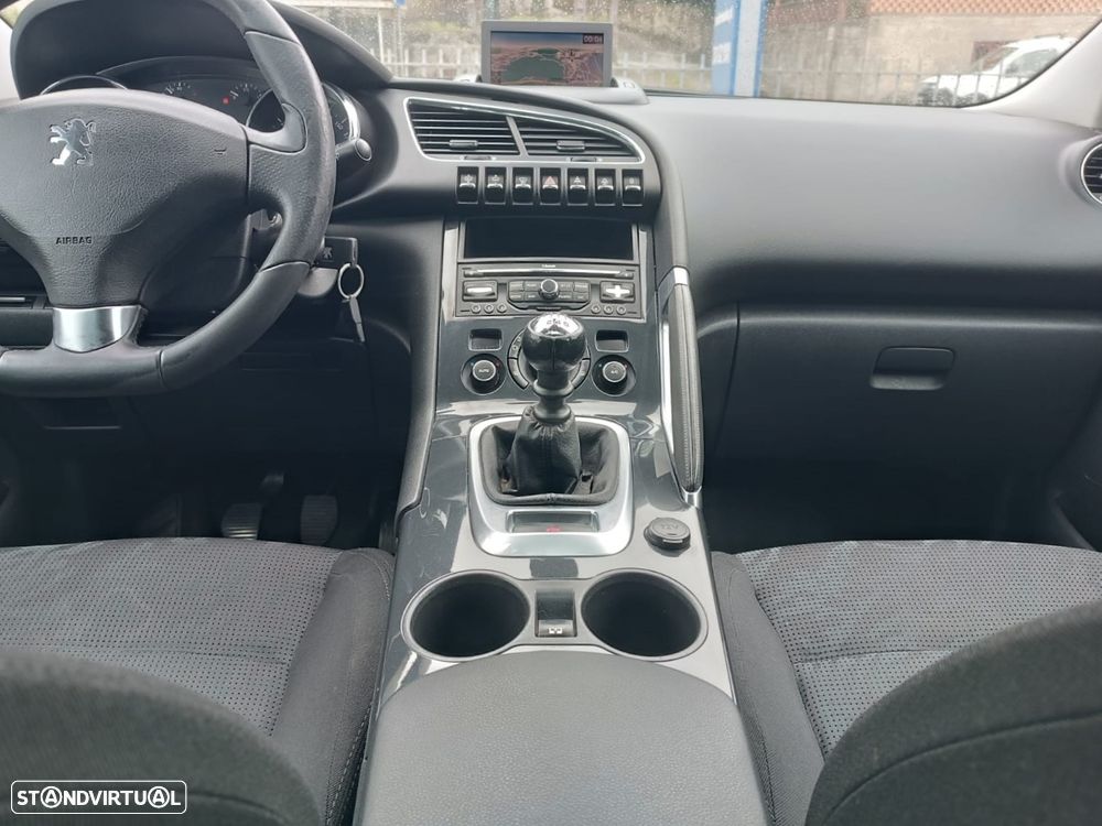 Peugeot 3008 1.6 HDi Sport - 19