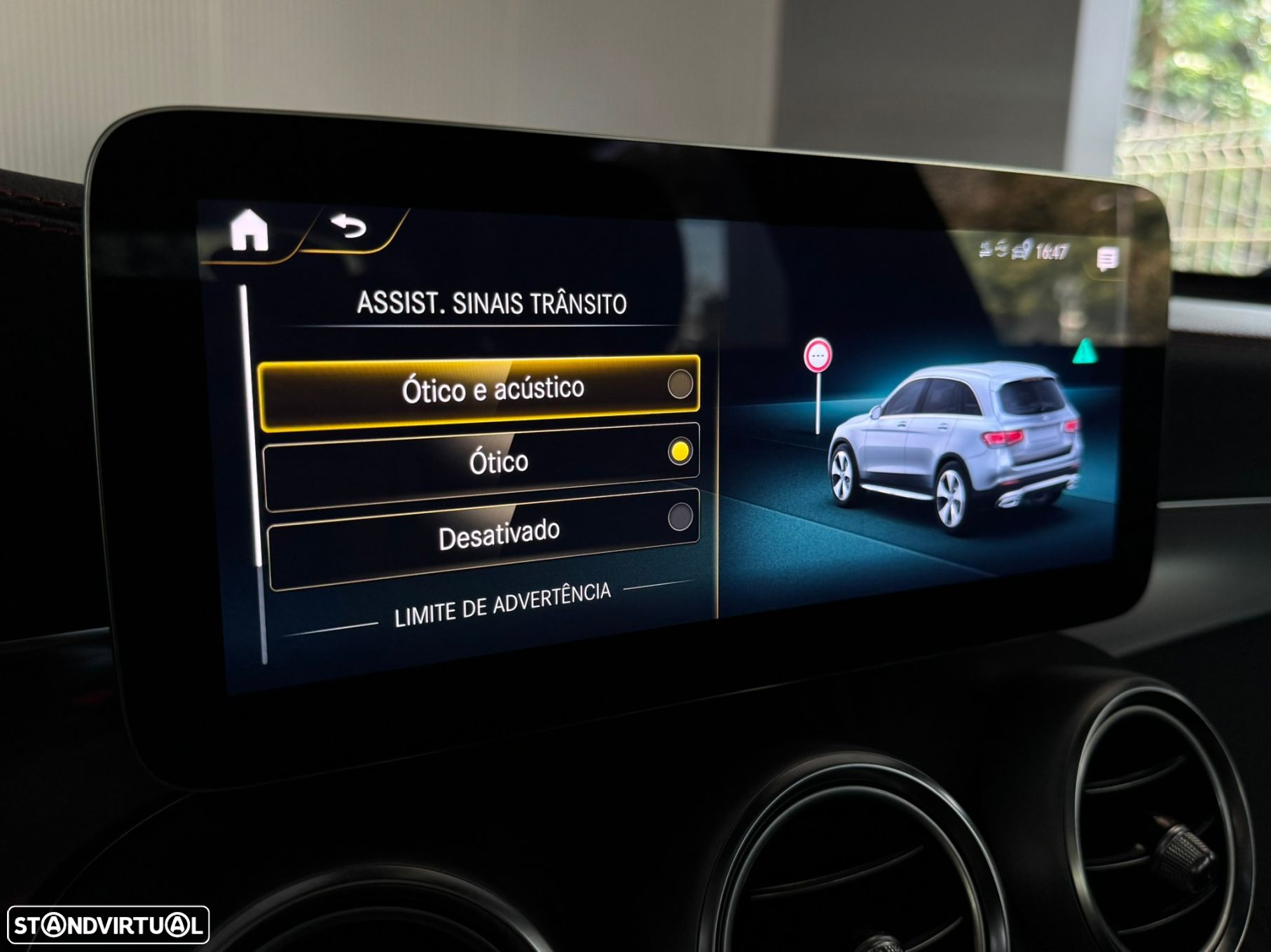 Mercedes-Benz GLC 300 e 4Matic - 57