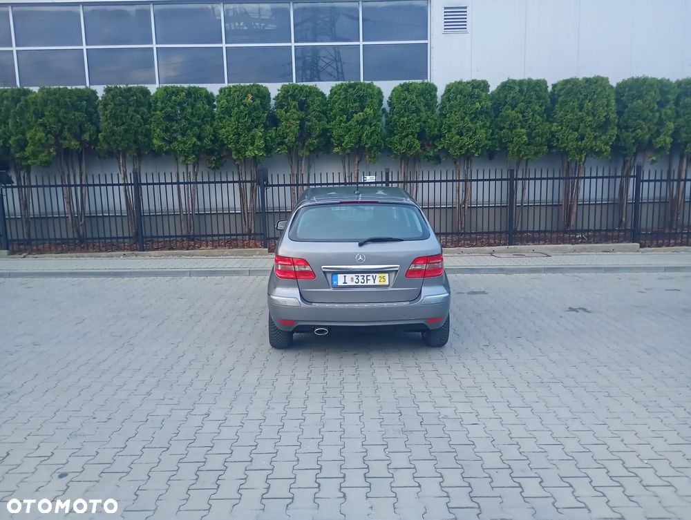 Mercedes-Benz Klasa B 200 CDI Autotronic Grand Edition - 12