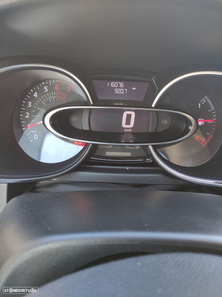 Renault Clio Sport Tourer 1.2 TCe GT Line - 6