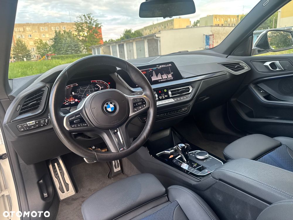 BMW Seria 2 218i M Sport - 30