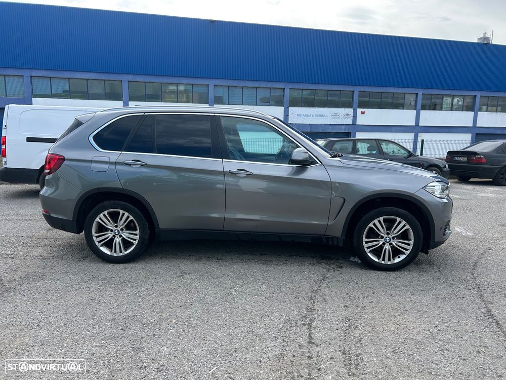 BMW X5 25 d sDrive Comfort 7L - 7