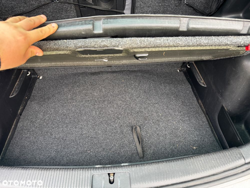 Volkswagen Golf Plus - 19