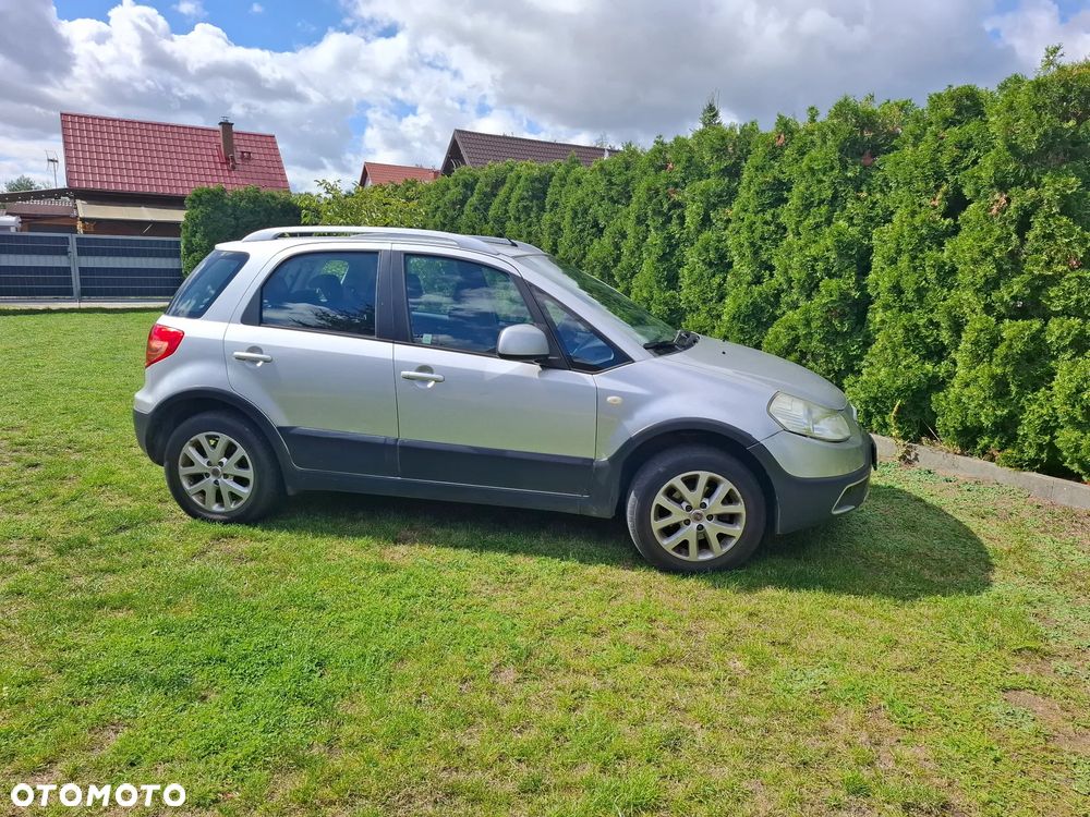 Fiat Sedici 1.6 16V 4x4 Emotion - 4