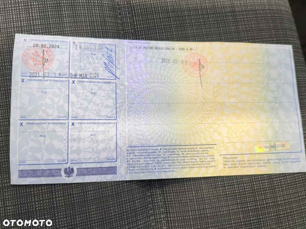 Volkswagen Passat 2.0 TDI EVO Business - 21