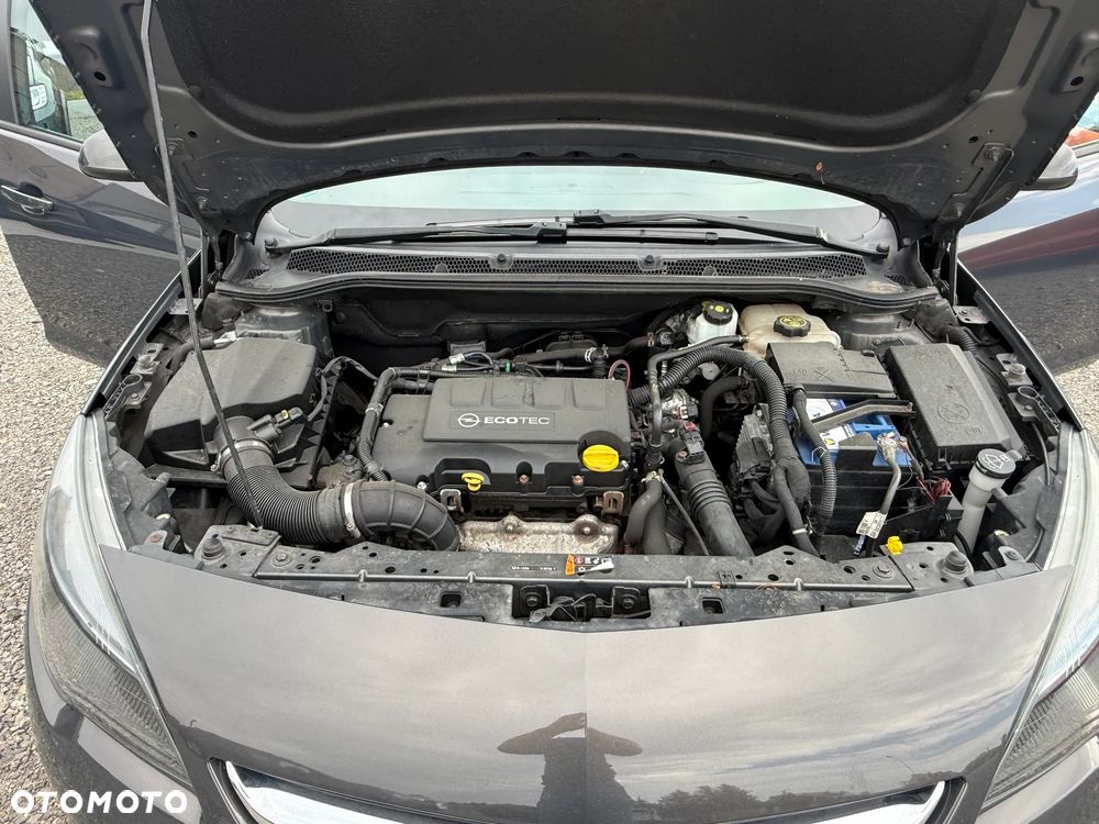 Opel Astra 1.4 T Cosmo S&S EU6 - 30
