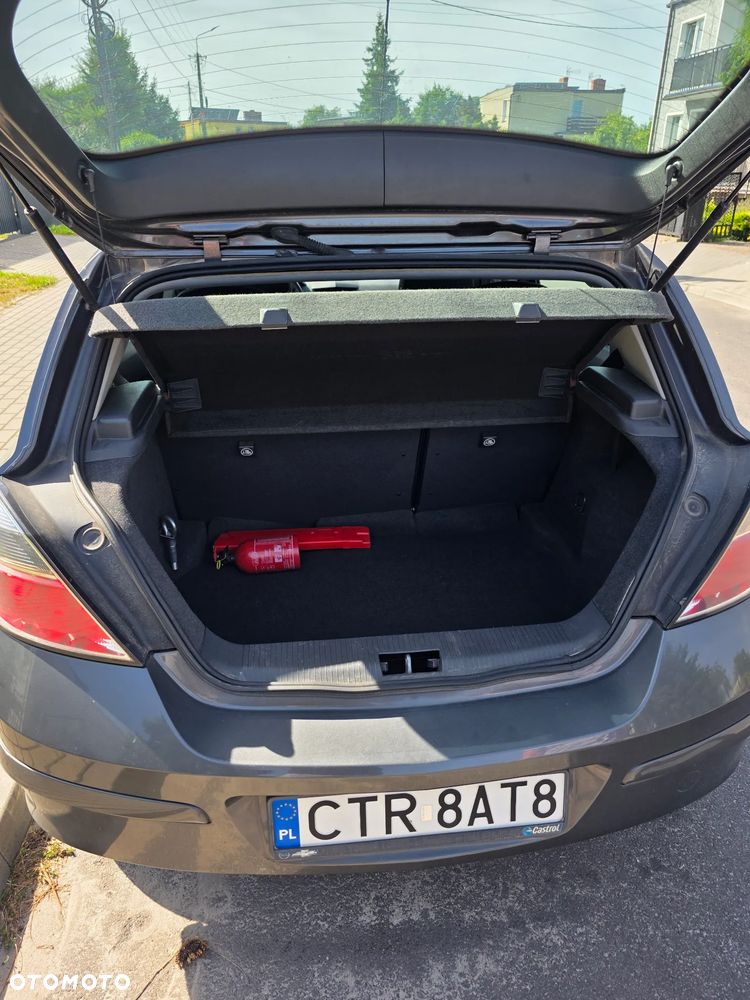 Opel Astra 1.6 - 8