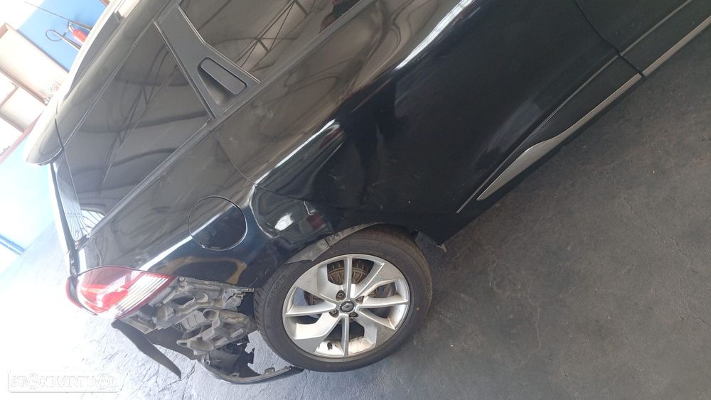 Renault Clio Sport Tourer 1.5 dCi - 4