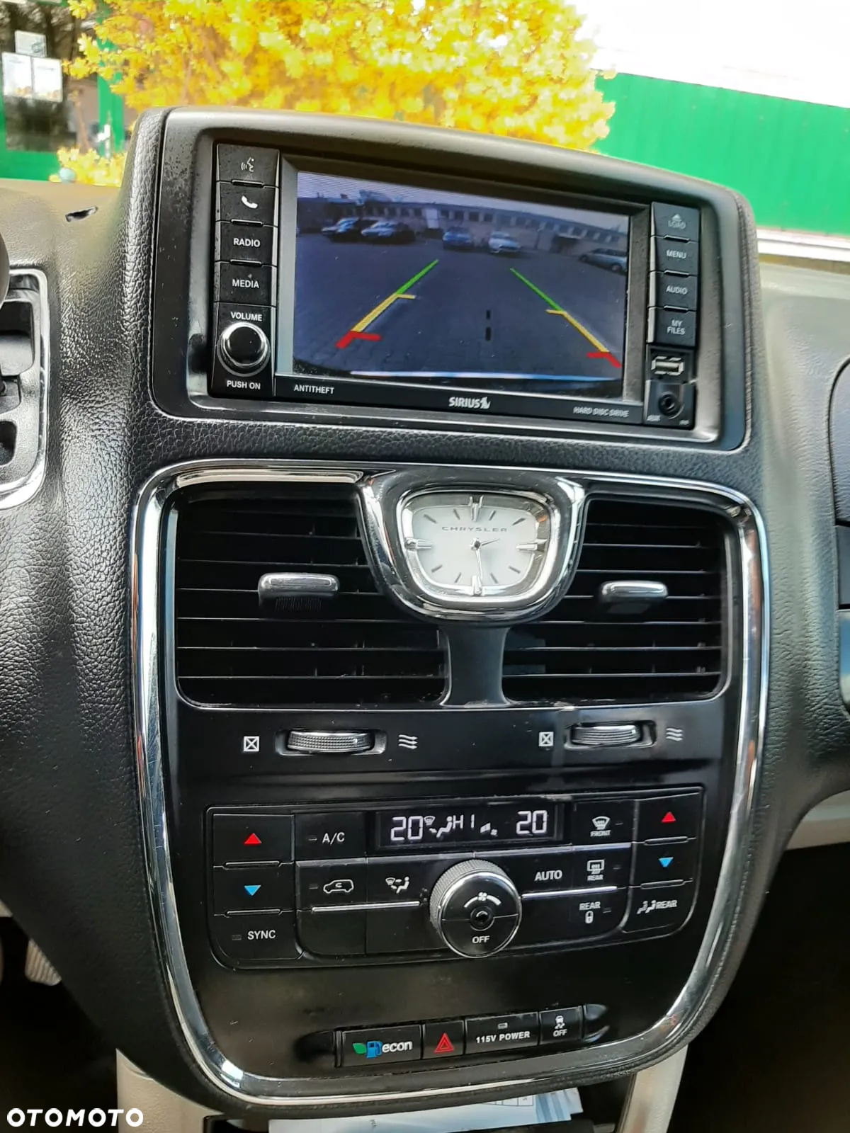 Chrysler Town & Country 3.6 Touring - 14