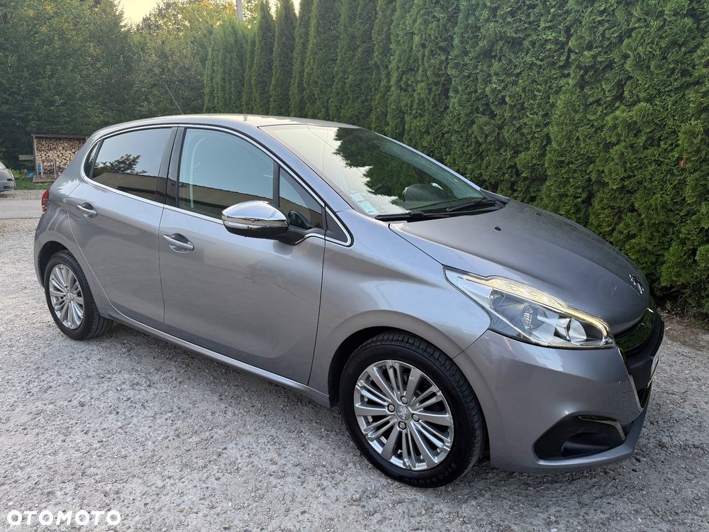 Peugeot 208 PureTech 110 Stop & Start EAT6 Allure - 6