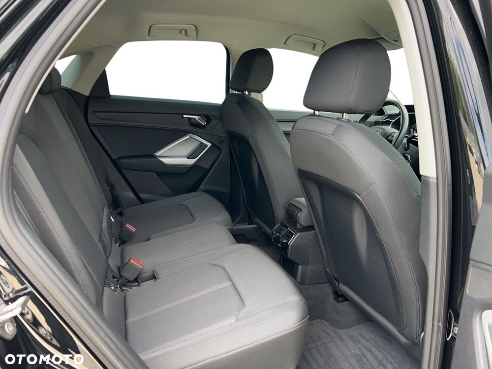 Audi Q3 Sportback - 15