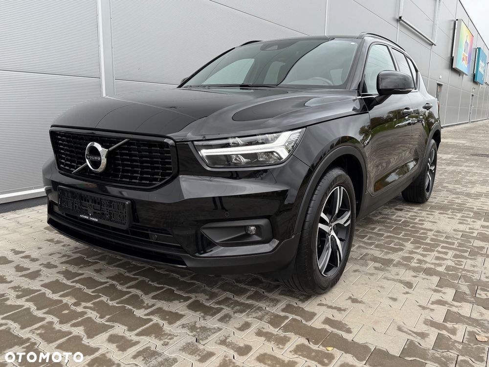 Volvo XC 40 T3 R-Design - 17
