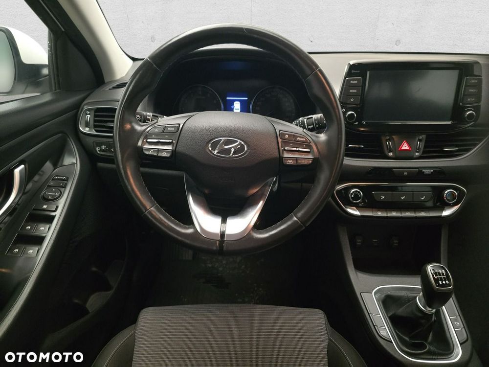 Hyundai i30 - 10