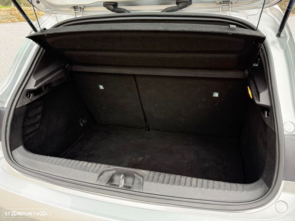 Renault Clio 1.6 E-Tech Intens - 20