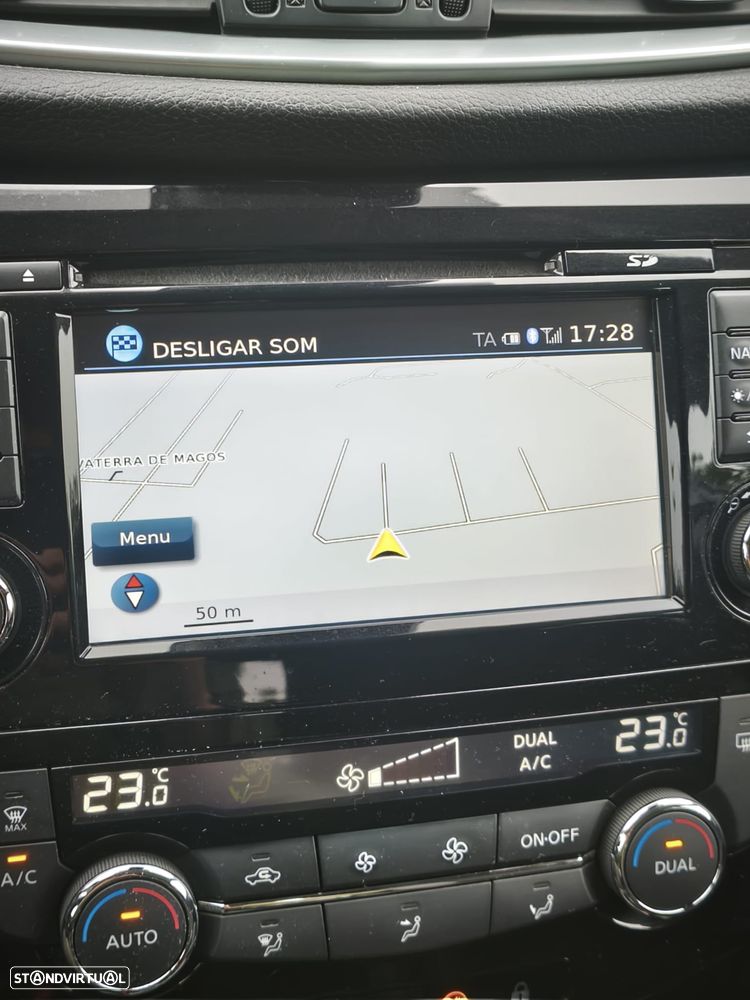 Nissan Qashqai 1.5 dCi N-Connecta - 8
