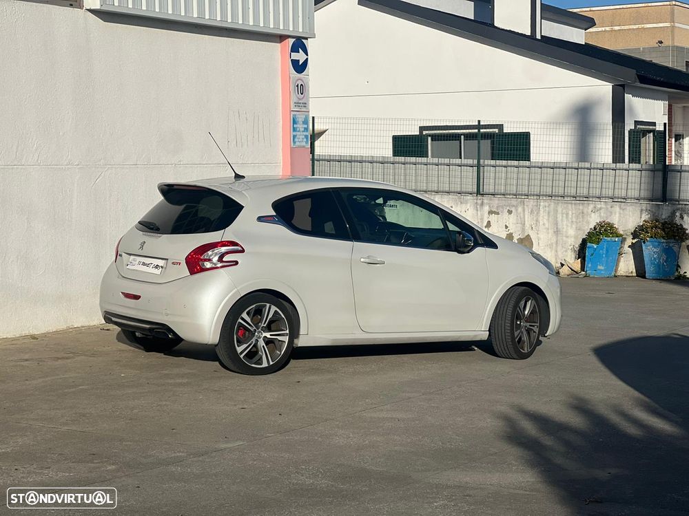Peugeot 208 1.6 THP GTi - 20