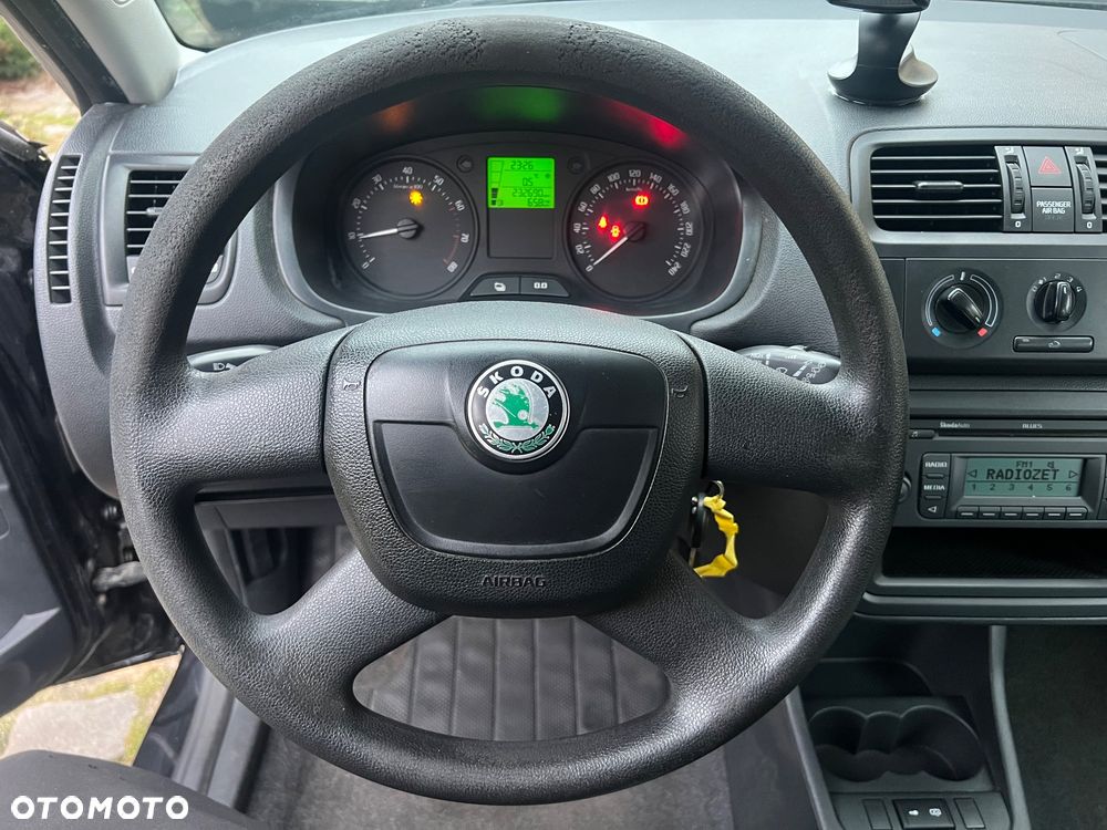 Skoda Roomster 1.2 Fresh - 11