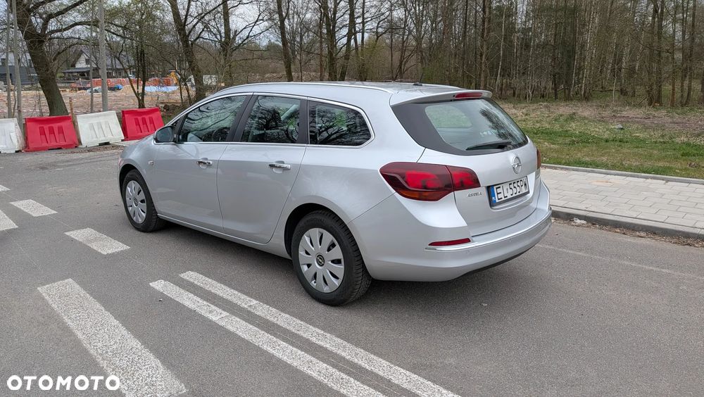 Opel Astra 1.6 Cosmo - 4