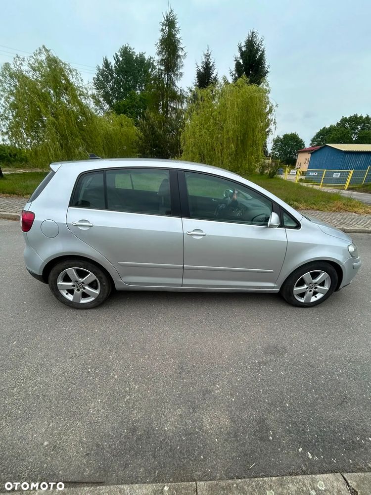 Volkswagen Golf Plus 1.9 TDI DPF Comfortline - 12