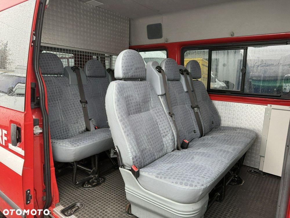 Ford Transit - 19