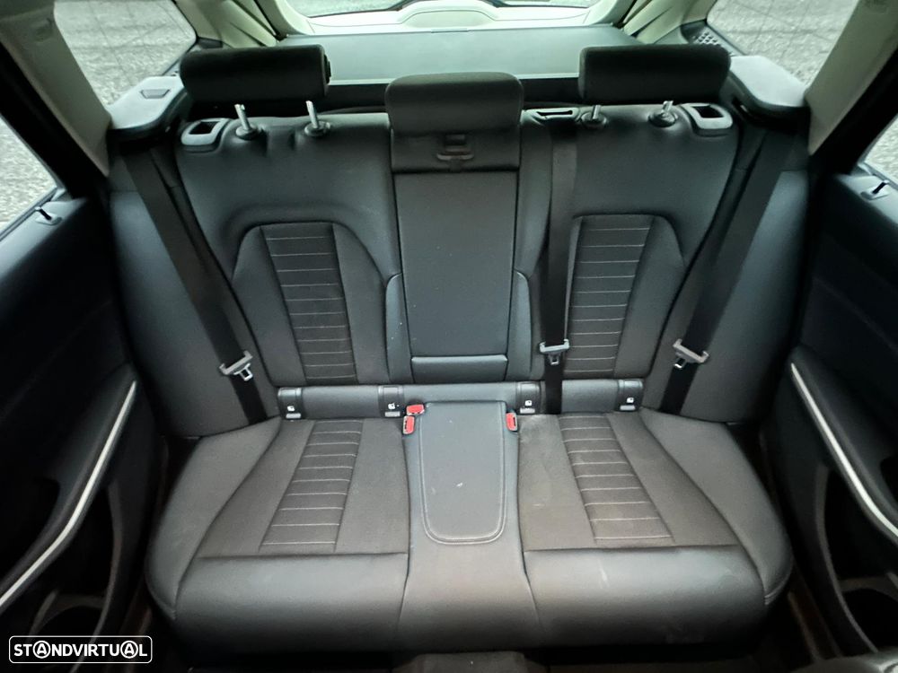 BMW 330 e Touring Corporate Edition Auto - 15