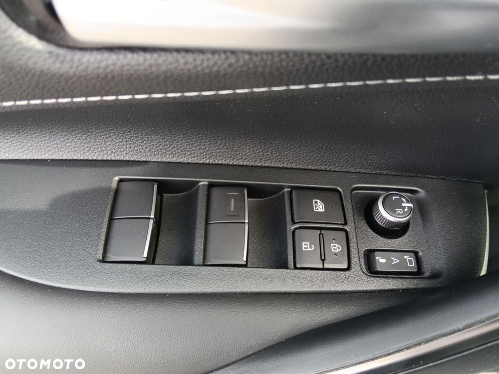 Toyota Corolla 1.8 Hybrid Style - 13