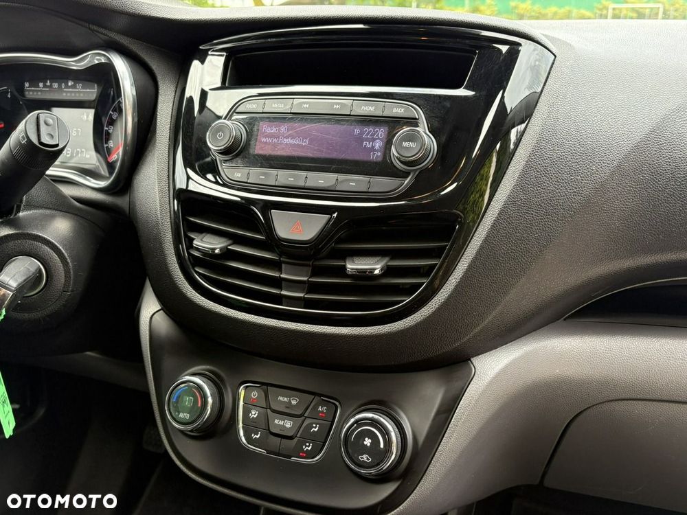 Opel Karl 1.0 Cosmo S&S - 17