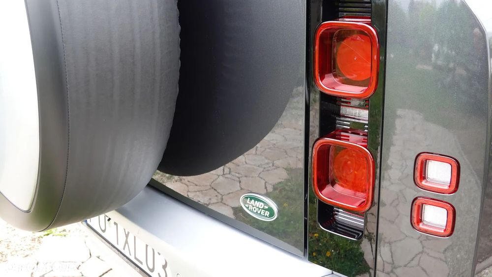 Land Rover Defender - 9
