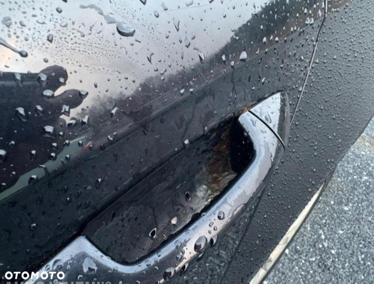 Volkswagen Passat 1.6 TDI DPF BlueMot Comfortline - 9