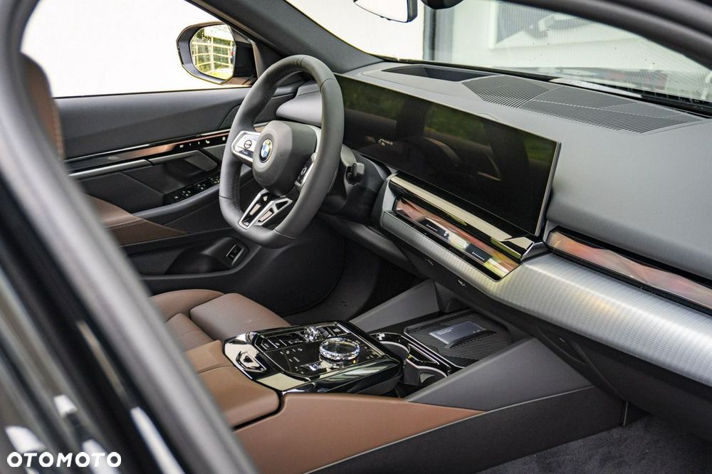 BMW Seria 5 - 27