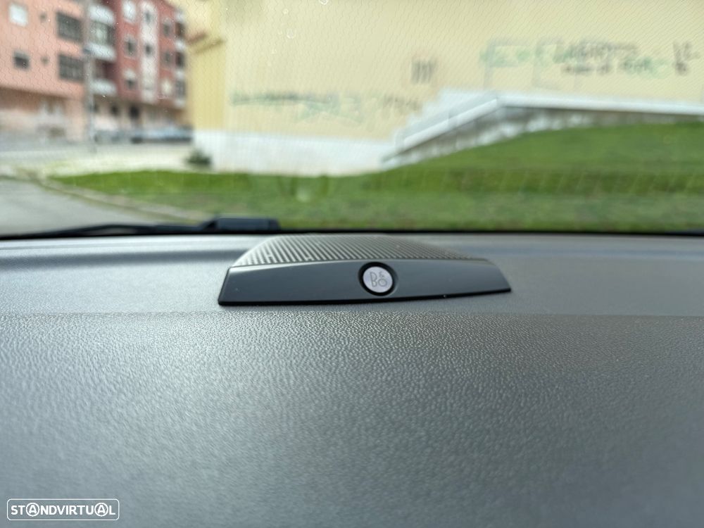 Ford Fiesta 1.5 EcoBoost S&S ST X - 34