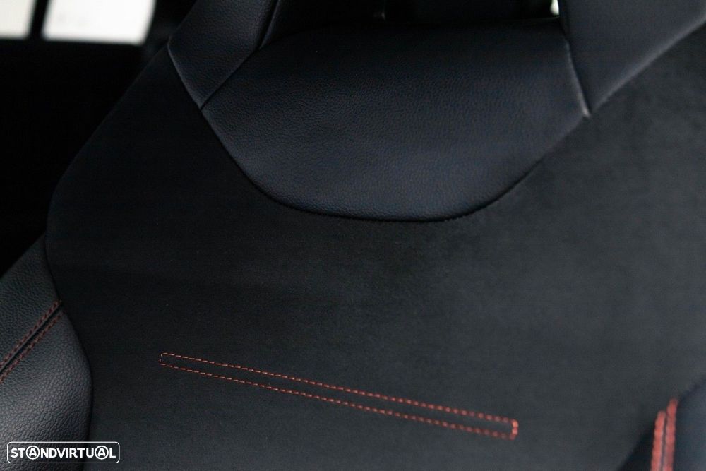 Mercedes-Benz CLA 250 e 8G-DCT AMG Line - 20