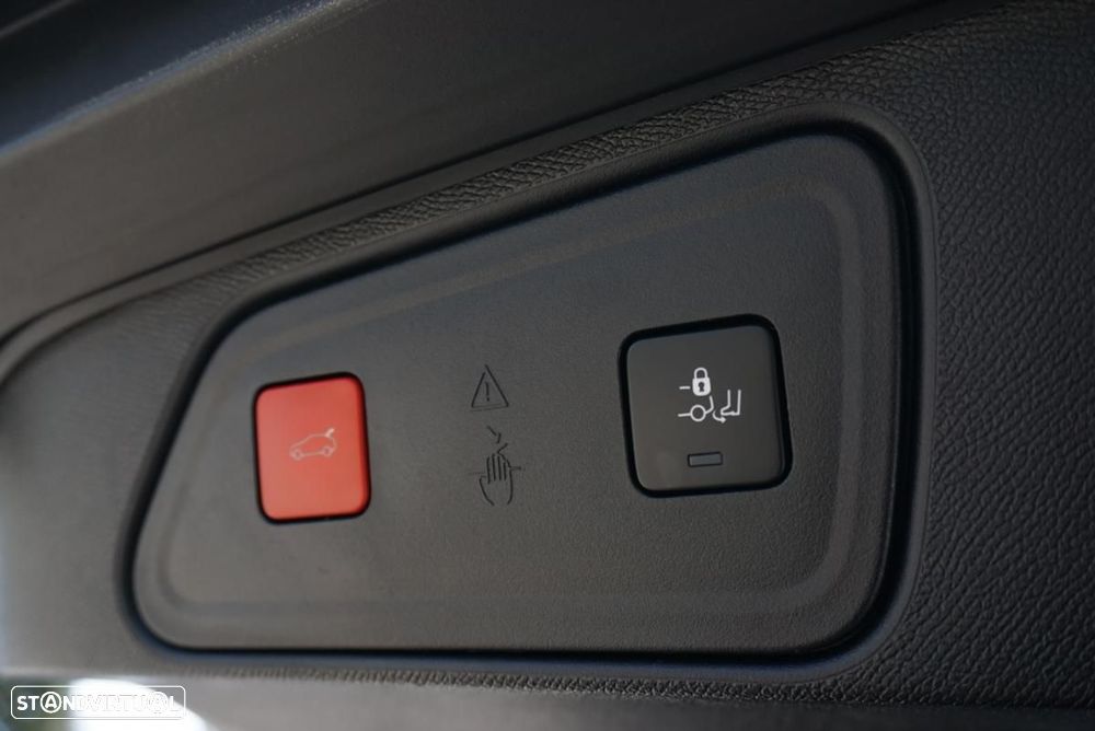 Peugeot 3008 1.5 BlueHDi GT EAT8 - 15