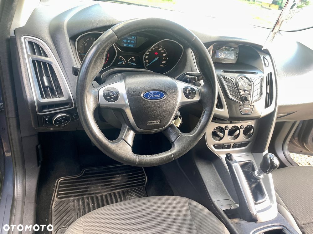 Ford Focus 1.6 TDCi DPF Champions Edition - 13